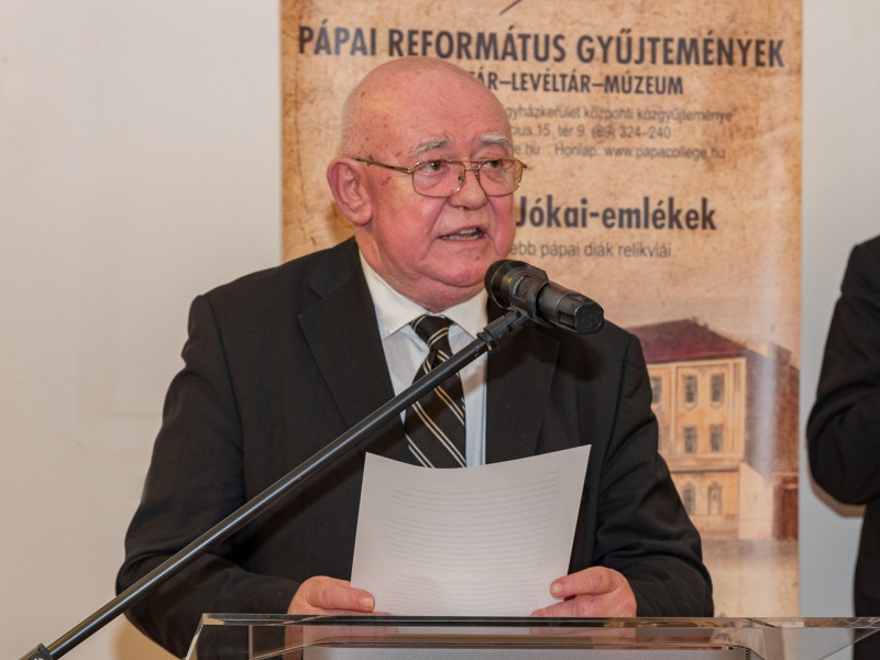 Én középszerű ember nem leszek - Petőfi arcai kiállításmegnyitó