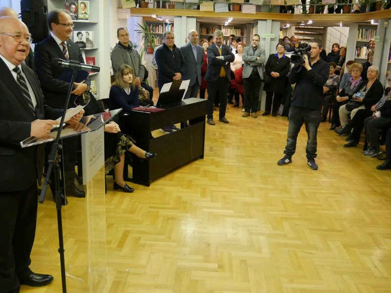 Én középszerű ember nem leszek - Petőfi arcai kiállításmegnyitó